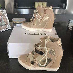 New with box Aldo Haerani wedge sneakers